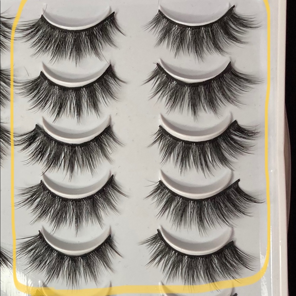 false eyelashes
